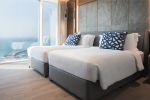 Jumeirah Beach Hotel 1 Bedroom Ocean Suite 
